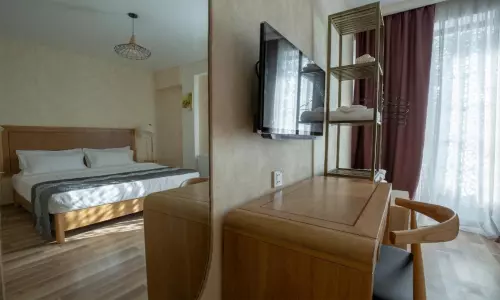 هتل اورنامنت بوتیک تفلیس